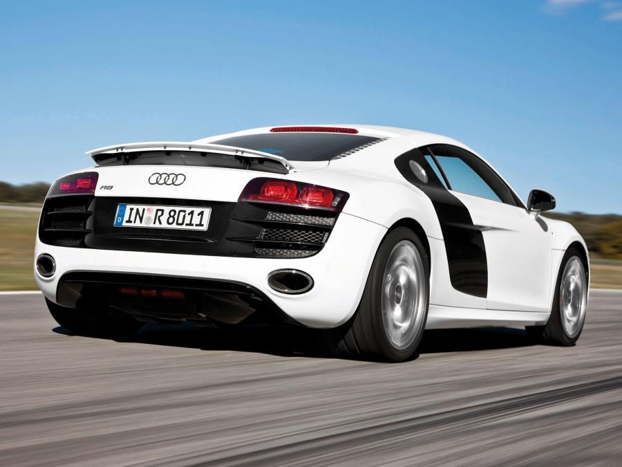  Audi R8 V10 2009 года  (EU) (фото 19 из 40)